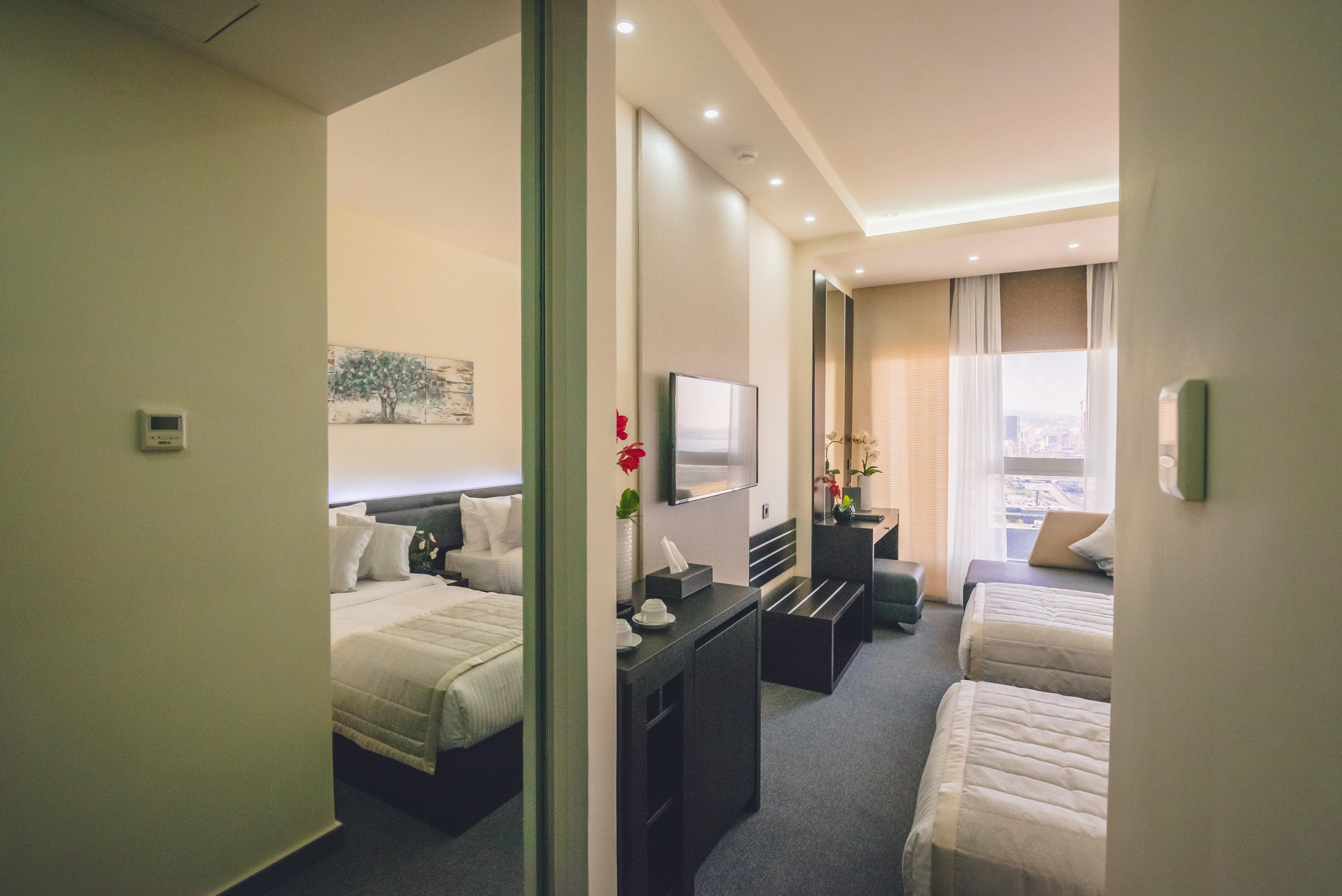 Louis V Hotel Бейрут Экстерьер фото