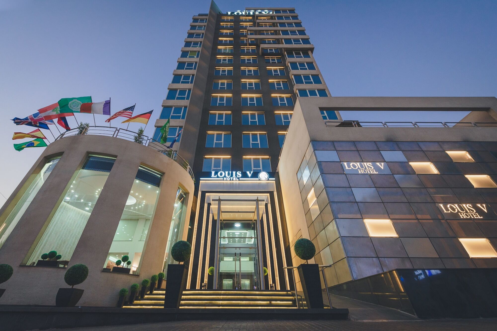 Louis V Hotel Бейрут Экстерьер фото